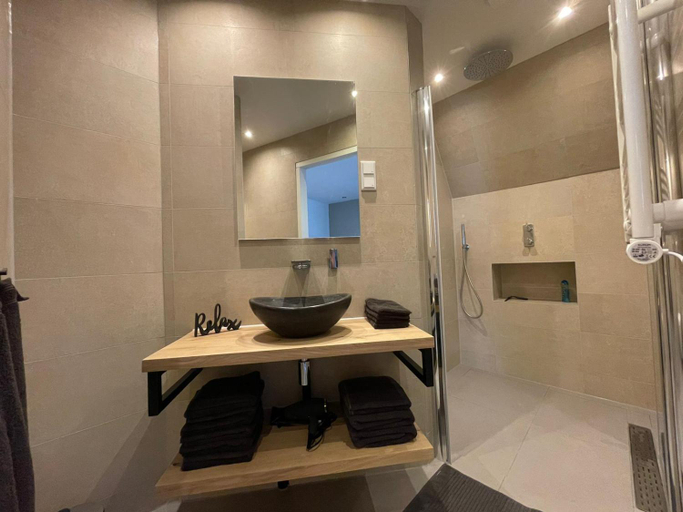 Bathroom 3, Venti Beach Houses, Zandvoort