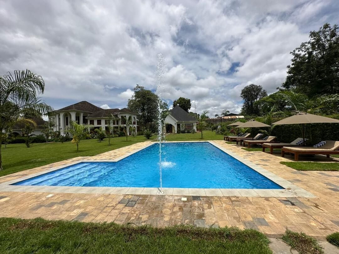 Sport & Beauty, ARUSHA FARM HOUSE, Meru