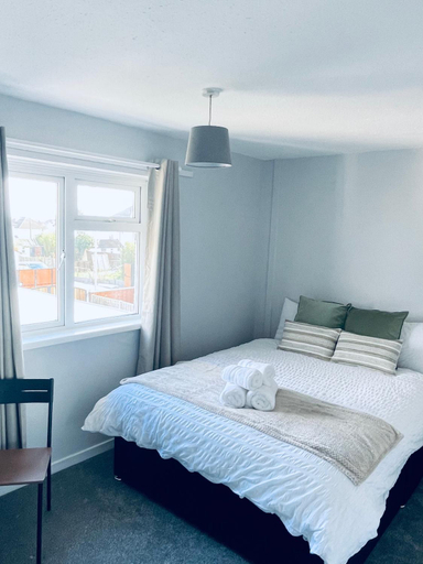 Others 4, cozy room Shared House, South Gloucestershire