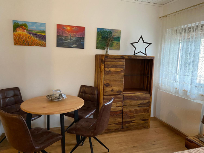 Dining Room 4