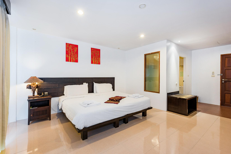 Bedroom 8