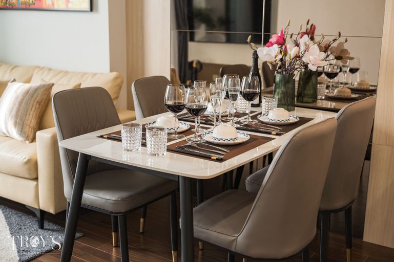Dining Room 3