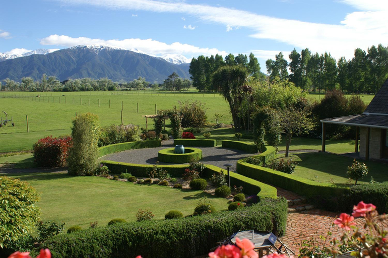 Food & Drinks, Fyffe Country Lodge, Kaikoura