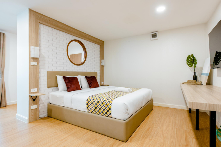 Bedroom 12