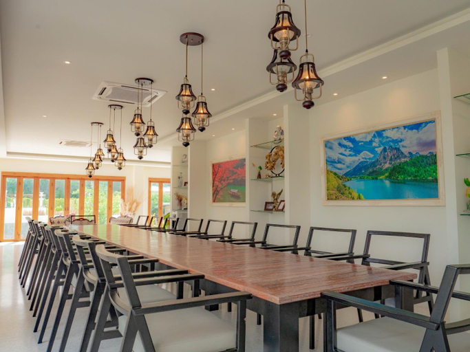 Food & Drinks 2, Nichahome Luxury Villa, Hua Hin