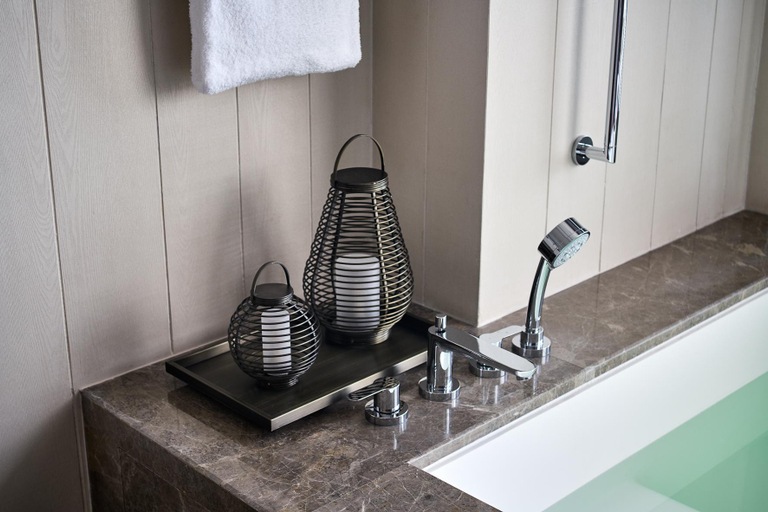 Bathroom 22