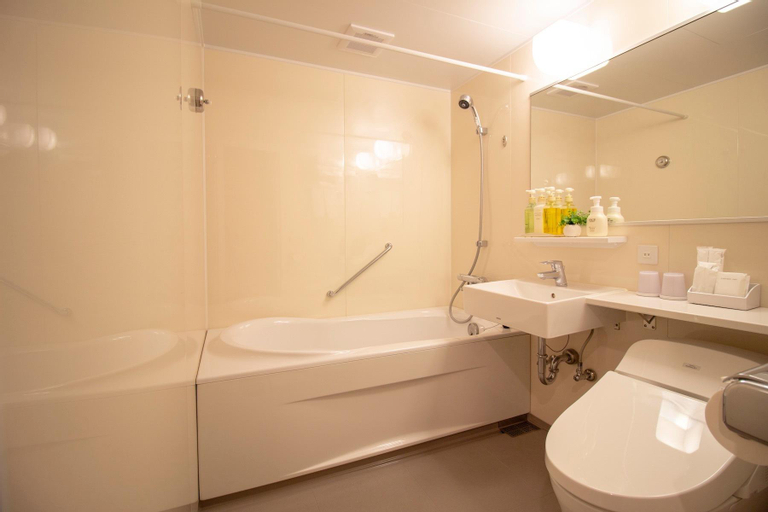 Bathroom 4