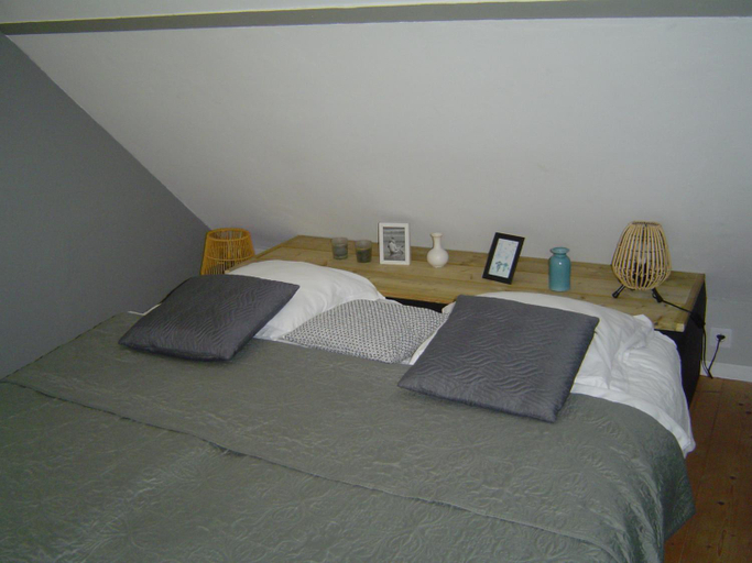 Bedroom 2, Studio Etables sur mer, Côtes-d'Armor