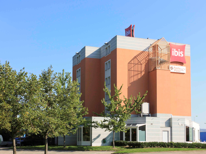 ibis Lyon Sud Chasse sur Rhone, Isère