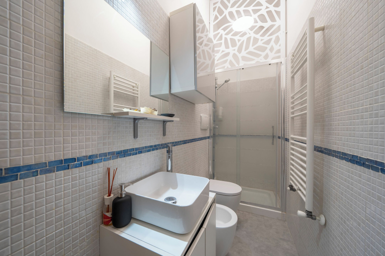 Bathroom 5, Loreto Prestige, Milano