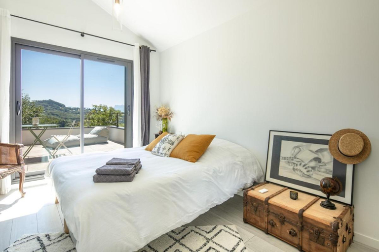 Bedroom 2, Le Septentrion chambre d'hotes 2-4 personnes, Isère