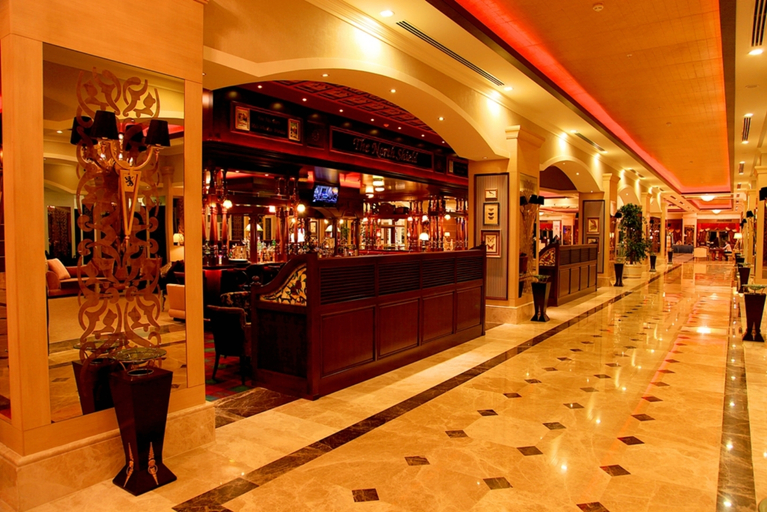 Food & Drinks 5, Cratos Premium Hotel