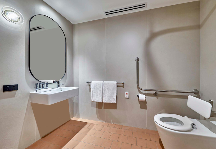 Bathroom 24