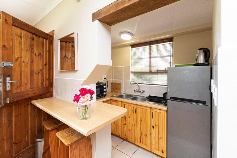 Others 5, Lowestoffe Country Lodge - Walnut, Amathole