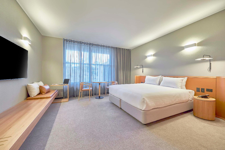 Bedroom 27