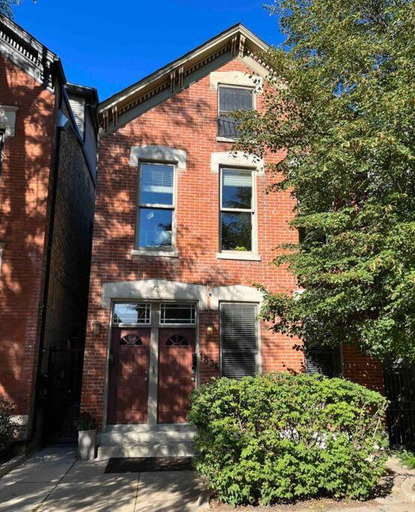 Exterior & Views 1, Trendy West Town Flat - 2 bed / 1.5 bath w parking, Cook