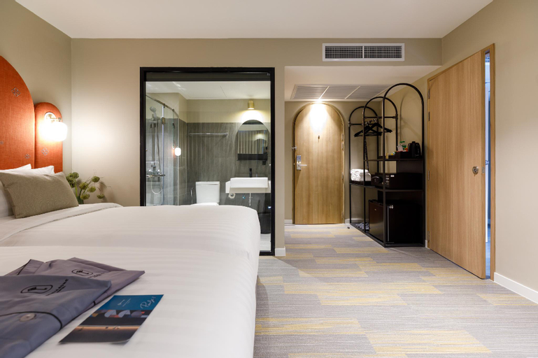 Bedroom 23