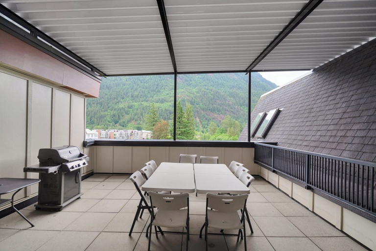 Others 5, Chic Haven Stylish 3 Bedroom, Fraser Valley