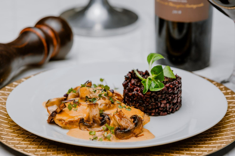 Food & Drinks 2, La Fontaine, Hunedoara