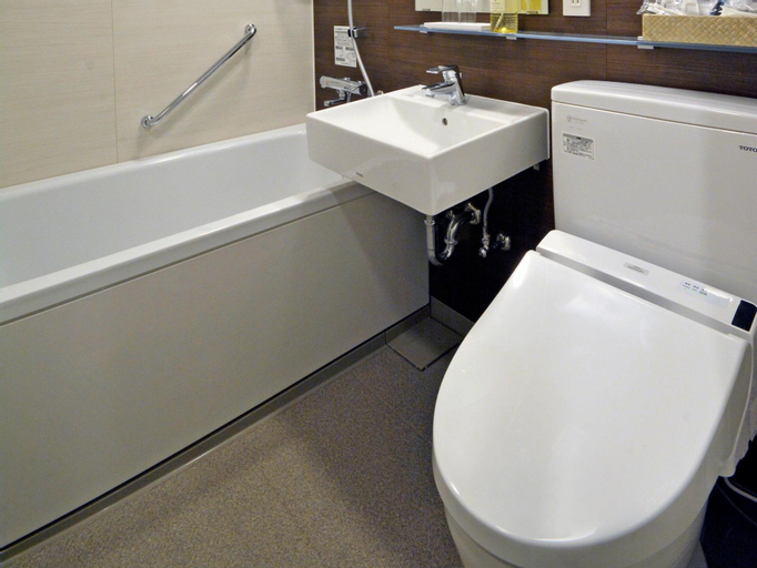 Bathroom 3