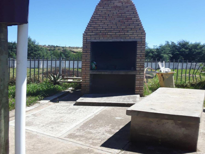 Exterior & Views 5, Imimangaliso Guest House, O.R.Tambo