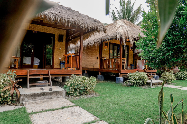 Exterior 6