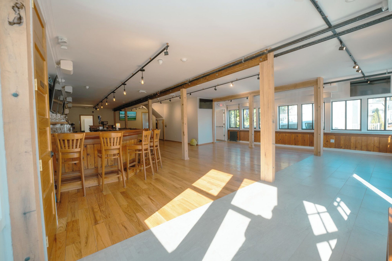 Food & Drinks 4, Hampton Bays Hotel on Main, Suffolk