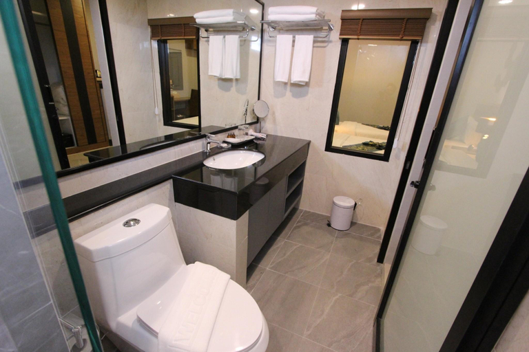 Bathroom 6