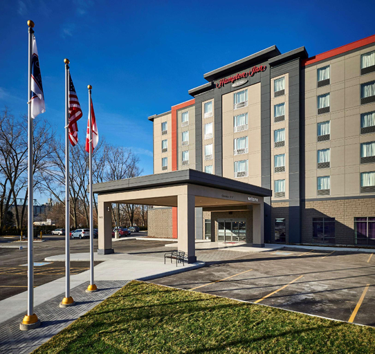 Exterior & Views, Hampton Inn by Hilton Sarnia/Point Edward, Lambton