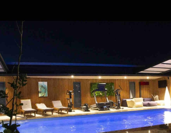 Swimming Pool 1