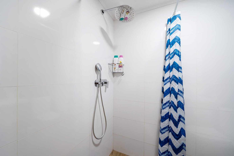 Shower 5, Apartments Lilia Reus, Tarragona