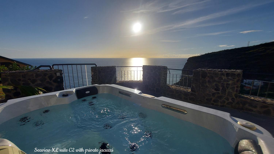 Hot tub 4, Castelo do Mar, Madeira, Ribeira Brava