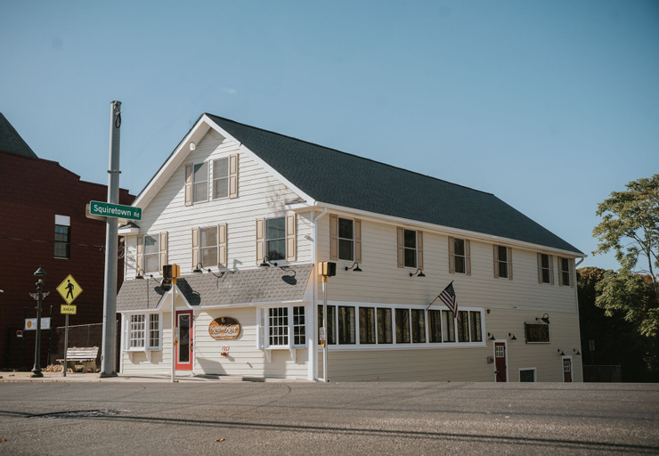Hampton Bays Hotel on Main, Suffolk