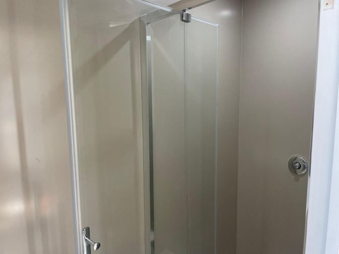Bathroom, Wayfarers Inn, Cornwall