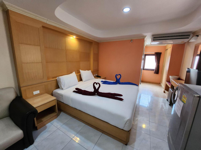 White Rose​ Hotel​ II​, Pattaya