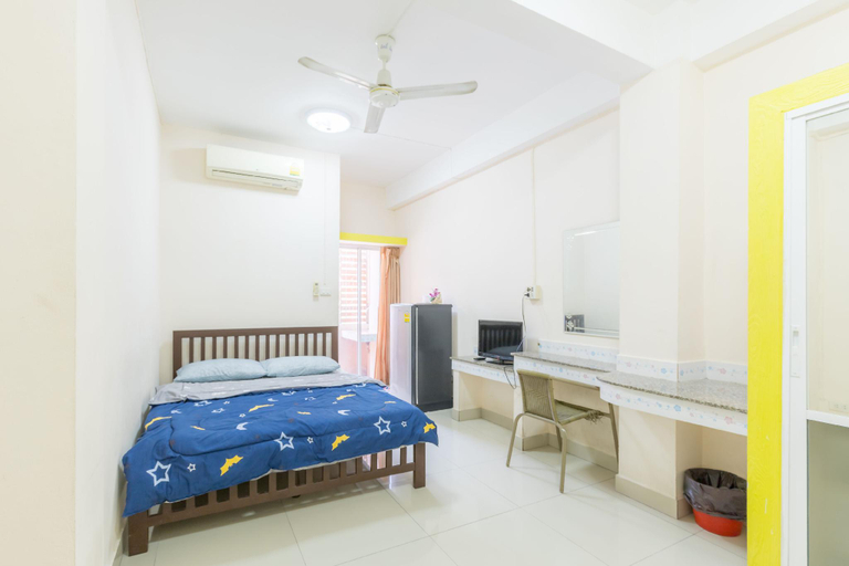 Bedroom 2, Ladda Place, Wang Thonglang