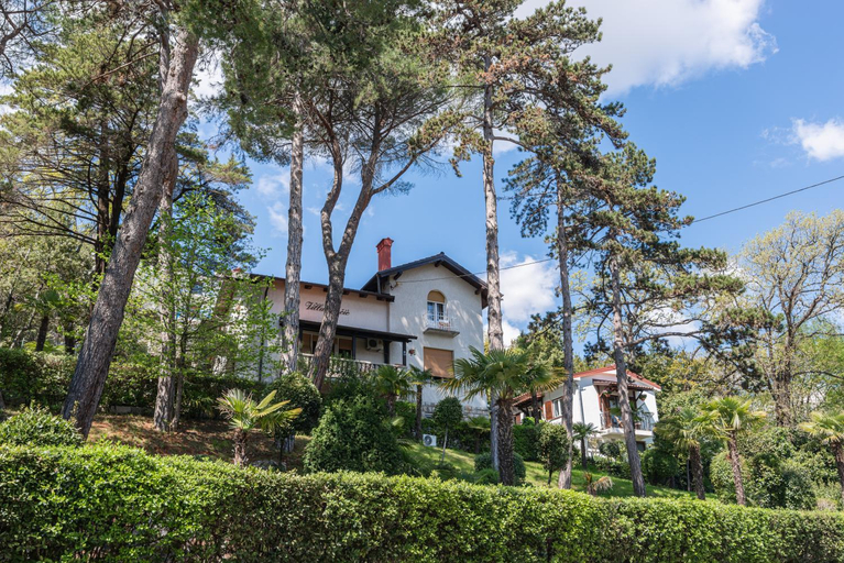 Exterior view 4, Apartments Virna, Opatija/Veprinac