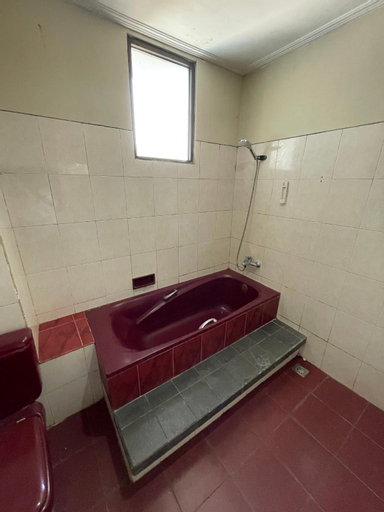 Bathroom 21