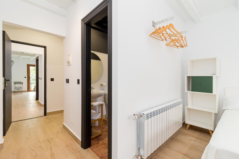 Others 4, BENEDICTA FAMILY ROOMS, Cantabria