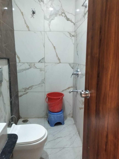 Bathroom 3, The Moonlight Resort Indore, Indore