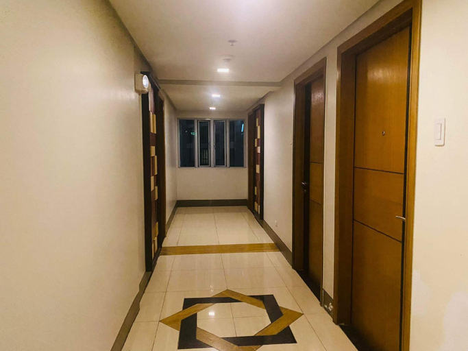 Others 5, Morgan Suite BGC Shortwalk2 Venice Mall free pool gym, Taguig