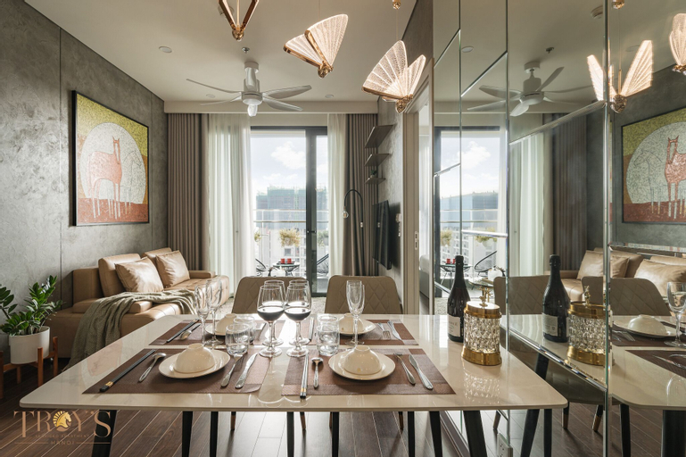 Dining Room 19