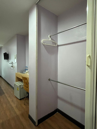 Bathroom 4