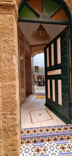 Others 2, 4 bed boutique riad, 4 floors all to yourself, Atlantic Ocean terrace, Essaouira