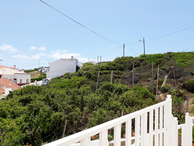 Others 5, Casa Dorita, Aljezur