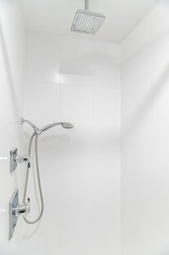 Bathroom 5, Chic Haven Stylish 3 Bedroom, Fraser Valley
