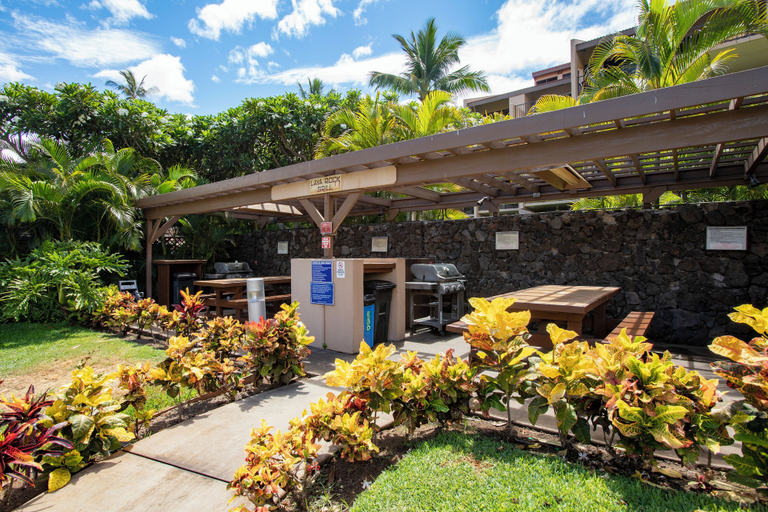 Exterior & Views 2, Kamaole Sands Condos Close to Beach with Parking, Maui