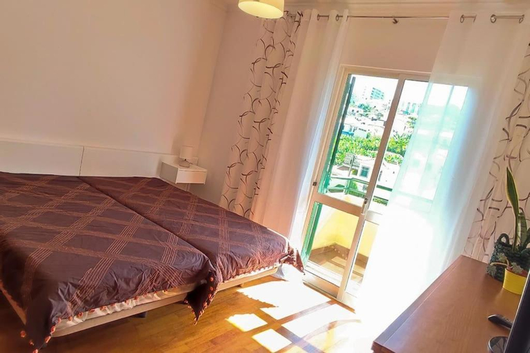Jardim Sol Holiday Apartment, Funchal