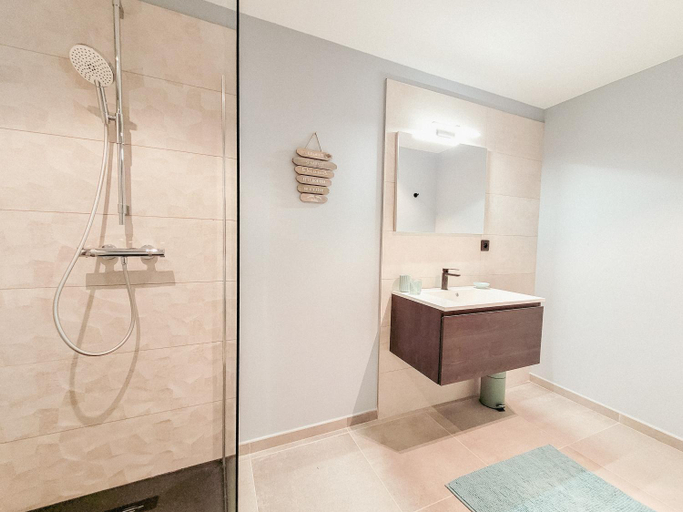 Bathroom 5, Au bout de mes reves, Namur