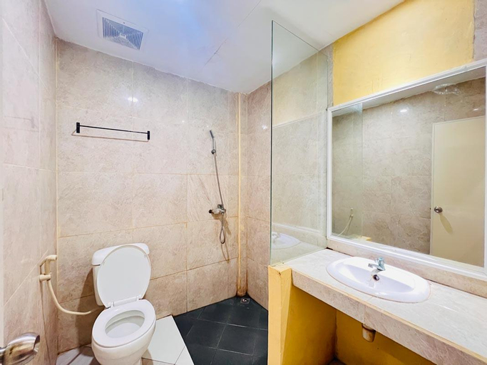 Bathroom 6
